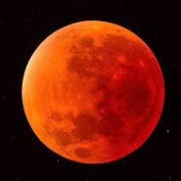 Heclape presenta Luna Roja