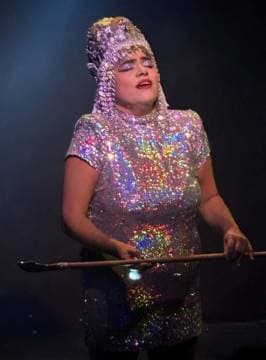 FEMBOT (El sueño argentino)